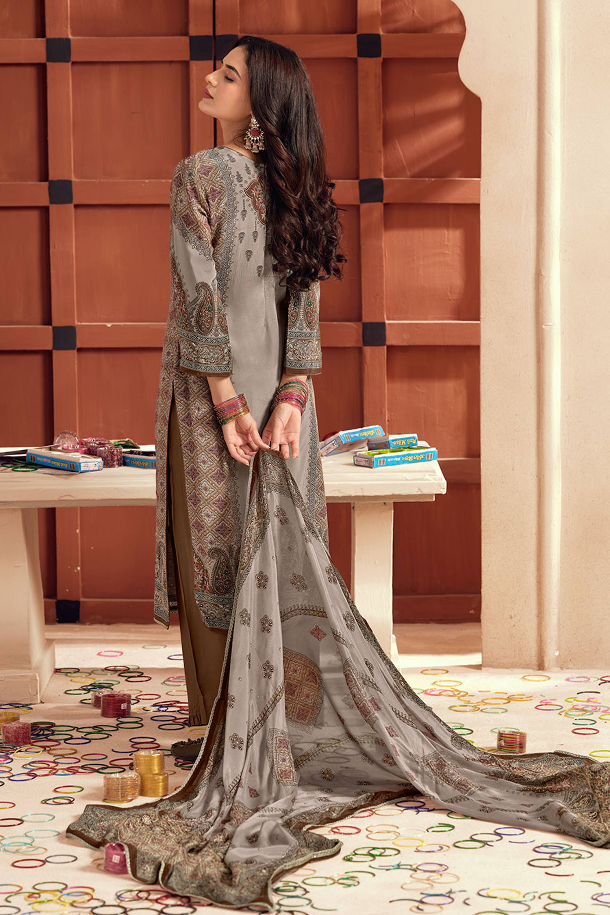 Pure Bemberg Crepe Fancy Handwork Ethnic Suit Secondary image