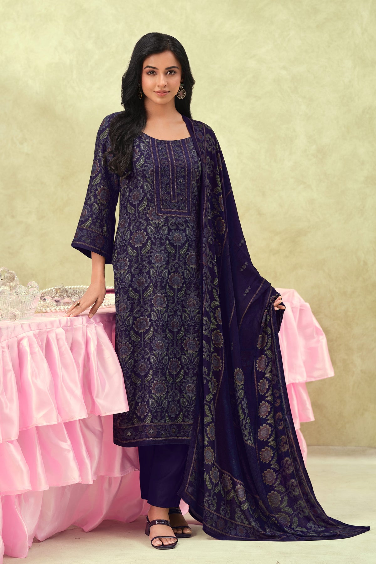 Royal Premium Pashmina Printed Daily Wear Salwar Kameez Main image