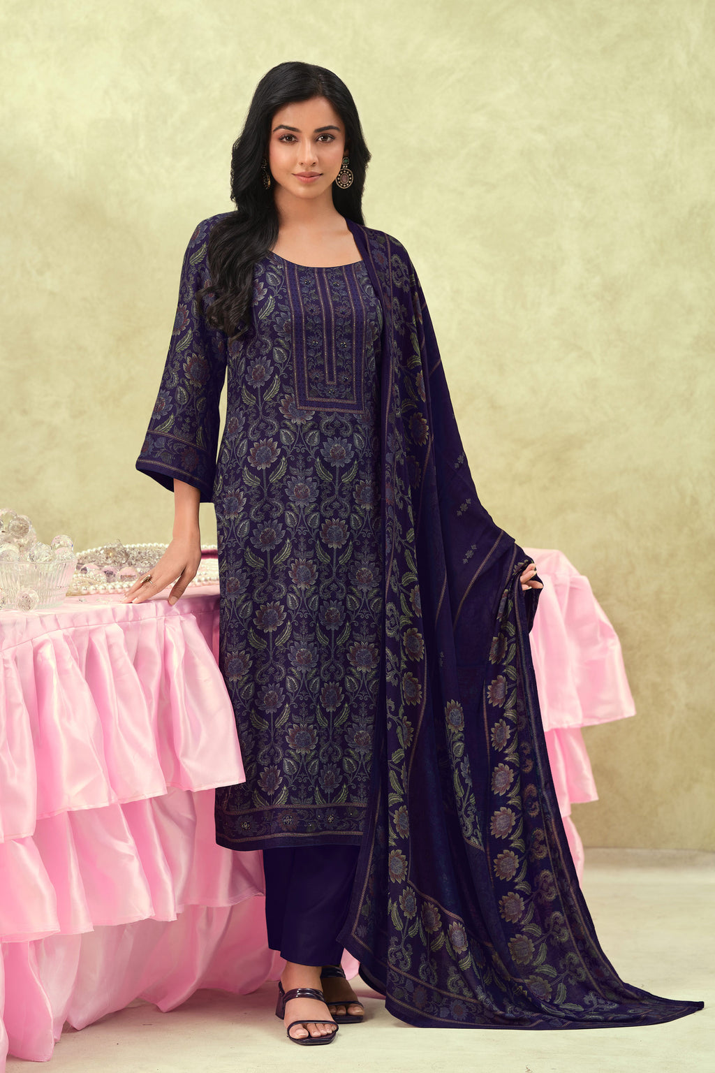 Royal Premium Pashmina Printed Daily Wear Salwar Kameez
