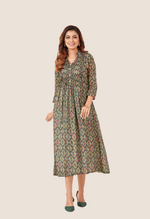 Load image into Gallery viewer, Forest green cotton Printed  Dress
