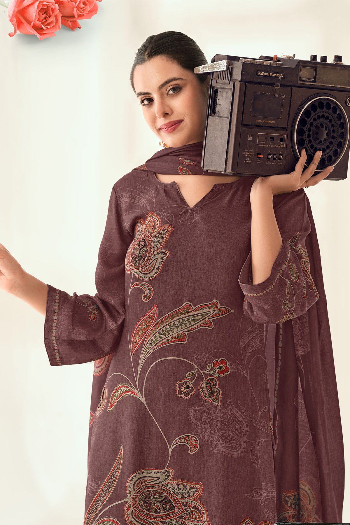 Luxury Bemberg Pashmina Digital Print Traditional Salwar Kameez