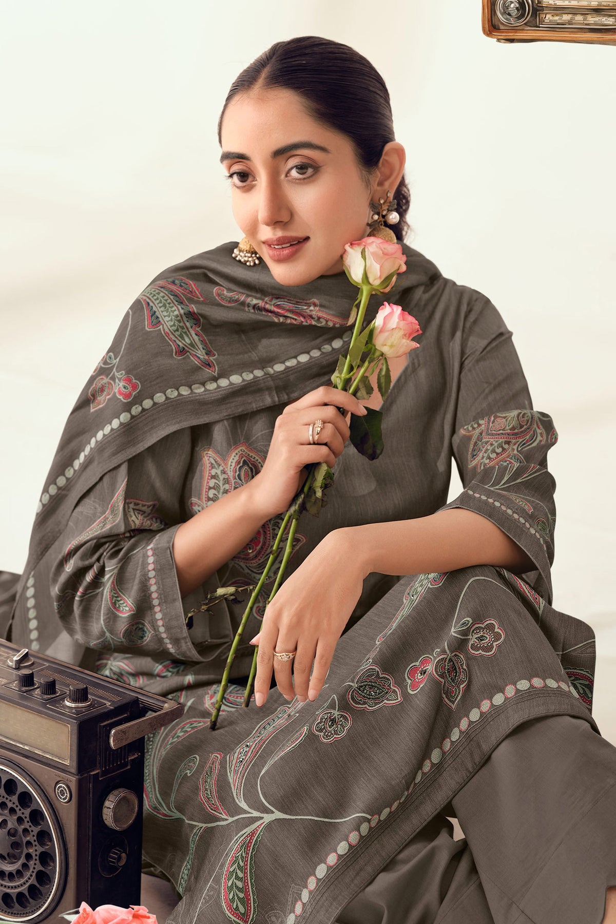 Premium Bemberg Pashmina Handwork Daily Wear Salwar Kameez