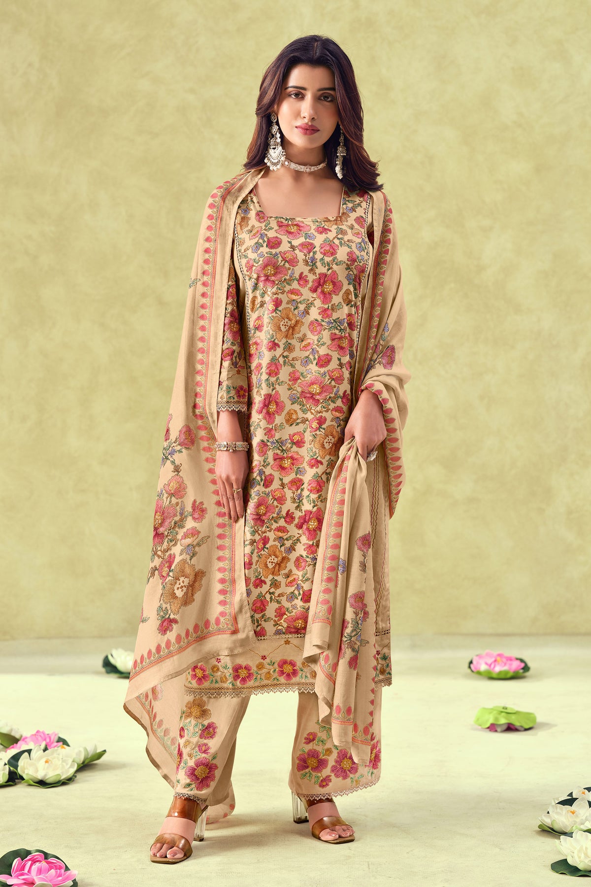 Elegant Pashmina Festive Wear Salwar Kameez Main image