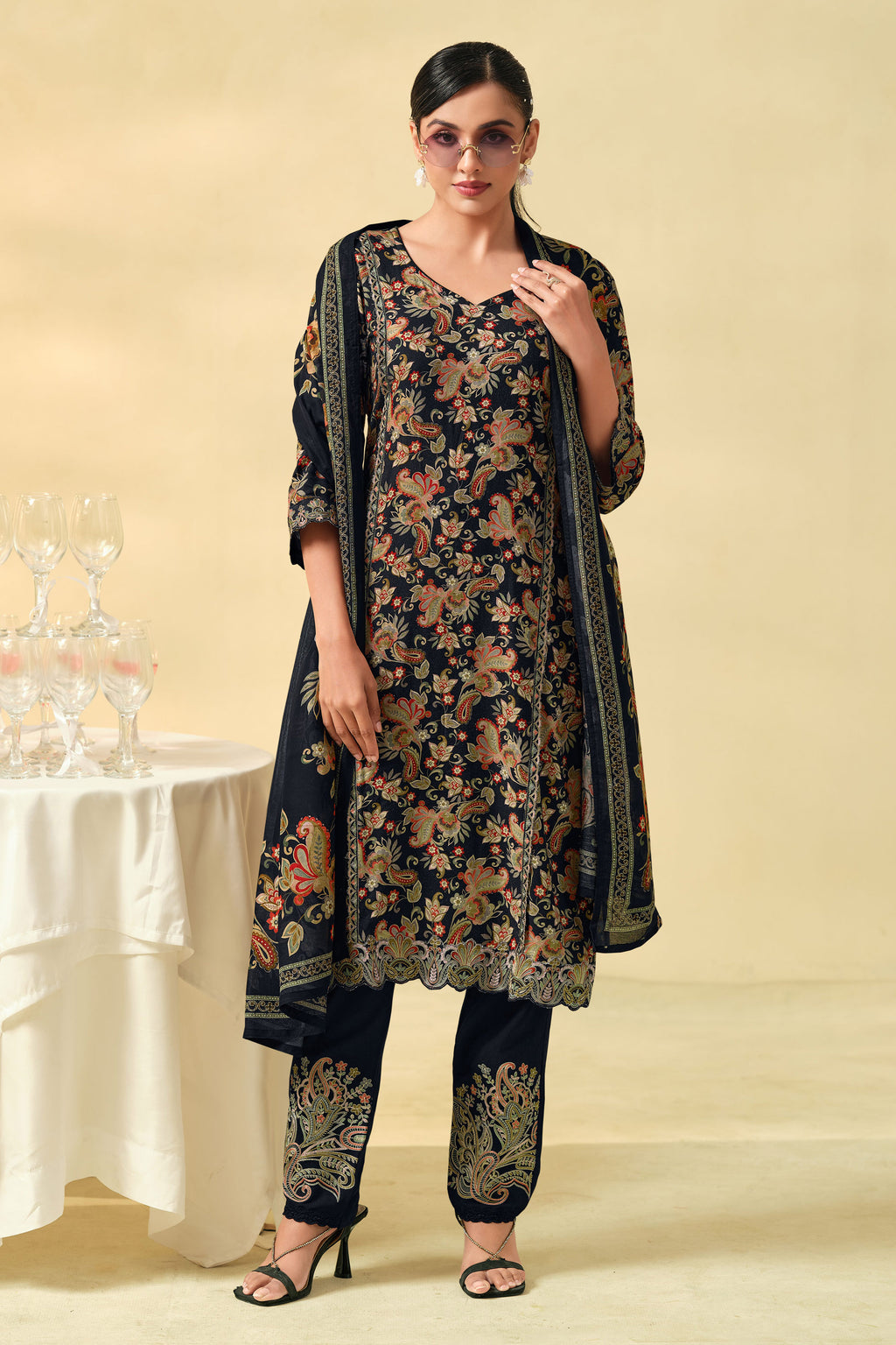 Traditional Pashmina Digital Print Three Piece Salwar Suit