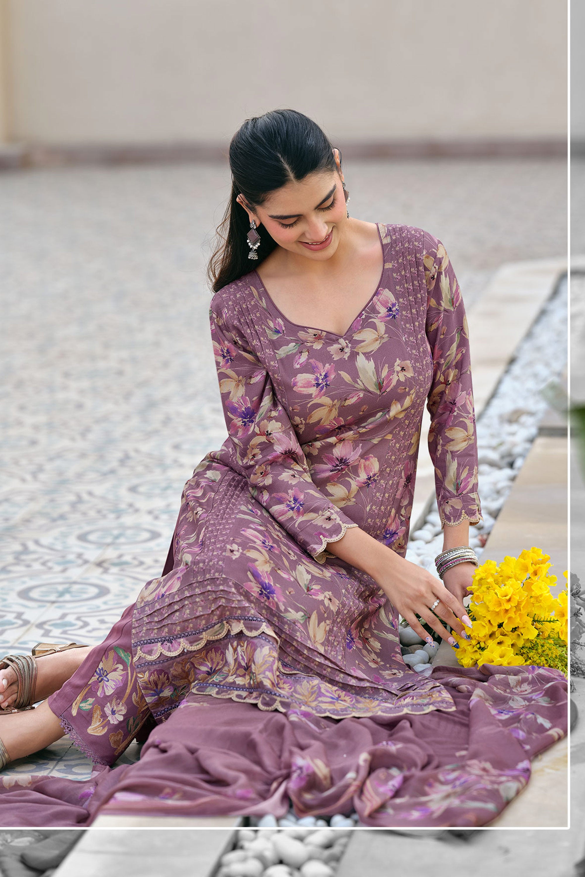 Pure Pashmina Lace Embroidered Traditional Salwar Kameez Secondary image