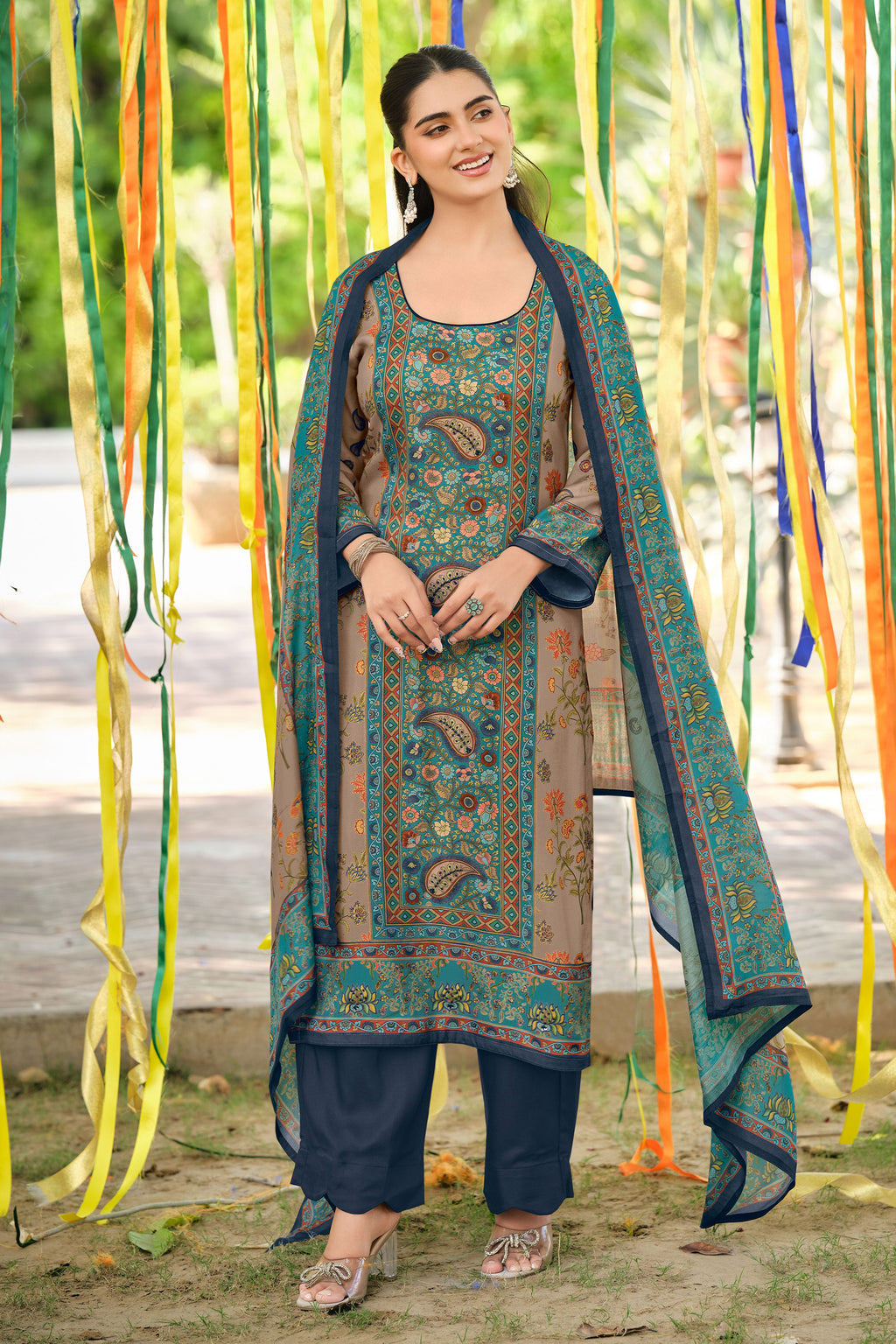 Pure Pashmina Printed Daily Wear Salwar Kameez with Shawl Dupatta